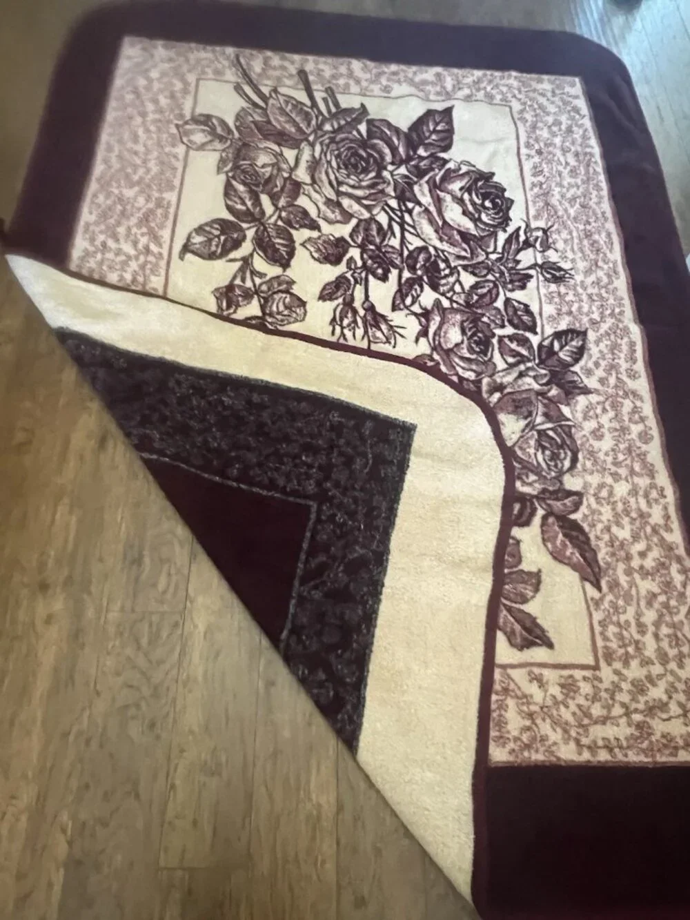 Vintage San Marcos Original Floral Rose Blanket Burgundy Acrylic Made in Mexico